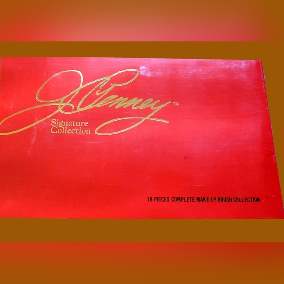 BRAND NEW JCPENNEY SIGNATURE COLLECTION ~ 18 PIECE COMPLETE MAKE-UP BRUSH SET - Picture 5 of 5